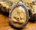 龍婆坤加持2535寶石必達佛牌
